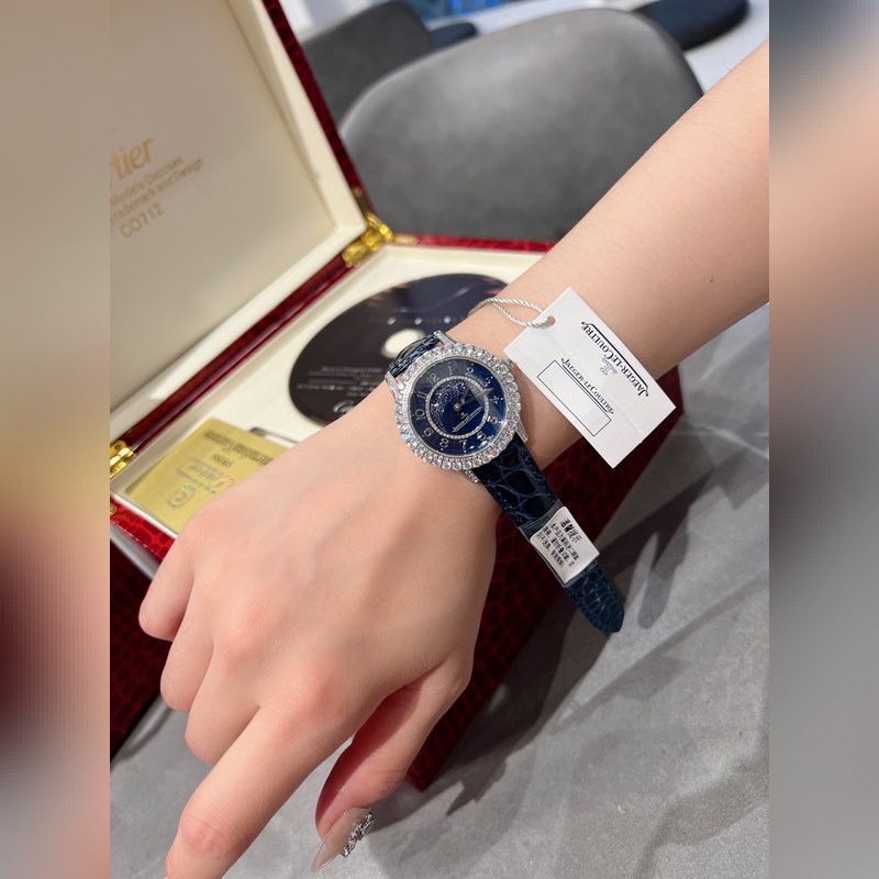 Jaeger-LeCoultre Rendez-Vous Shooting Star Jewelry Replica Watch-5