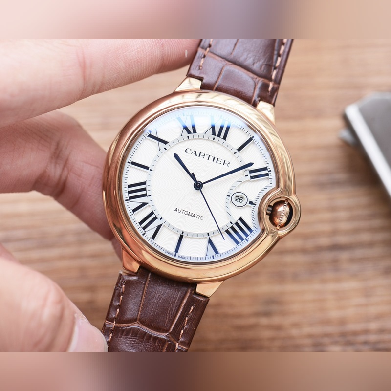 Cartier Ballon Bleu Series Elegant Men's Replica Watch Three-Hand Design-5