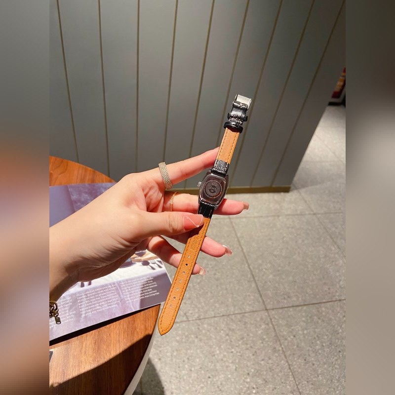 Longines Master Collection Three-Hand Date Replica Watch-4