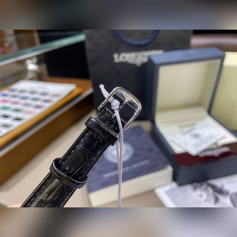 Longines DolceVita Quartz Women's Replica Watch 20.80 x 32.00mm Alligator Leather-8