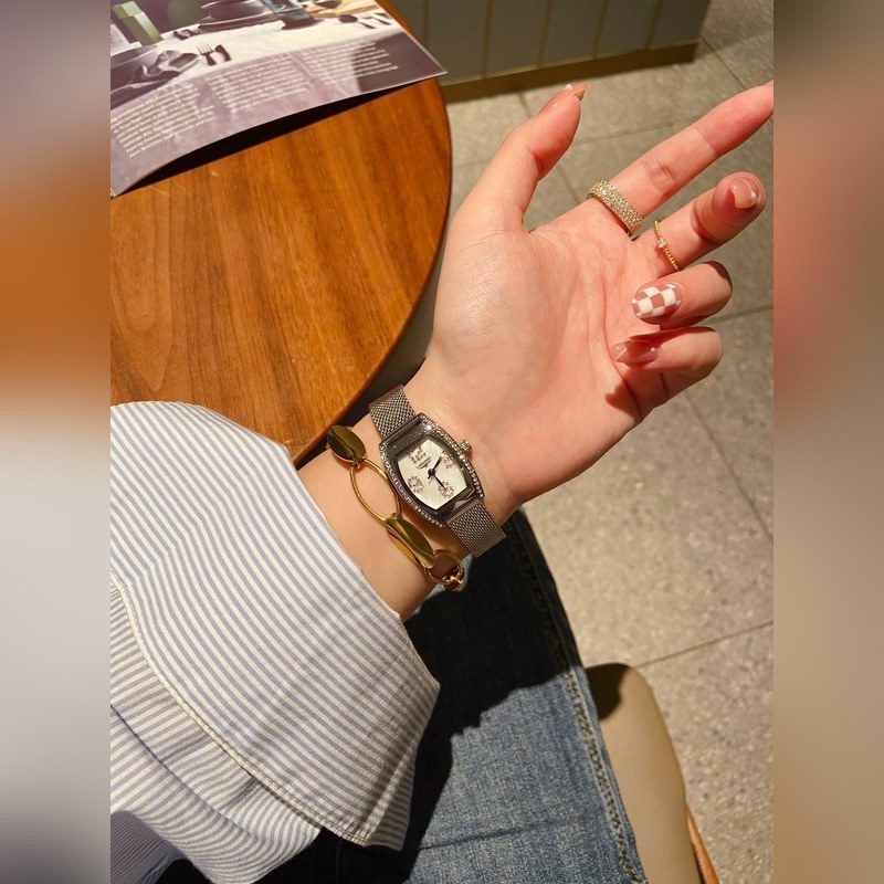 Longines Master Collection Three-Hand Date Replica Watch-5