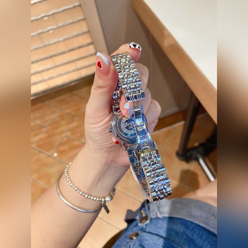 Longines La Grande Classique Quartz Women's Replica Watch Elegant Design-6