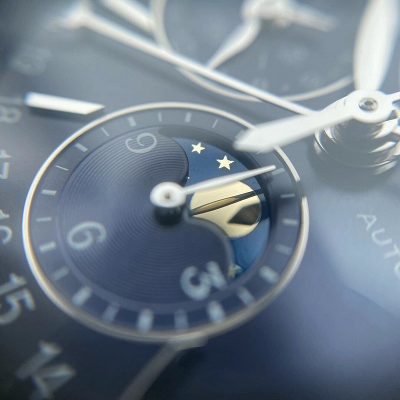 Longines Master Collection Moonphase Calendar Chronograph Authentic Features Quality Design-2