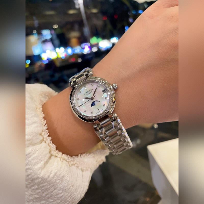 Longines Heart Moon Series Quartz Replica Watch for Women Elegant Simple Design-7