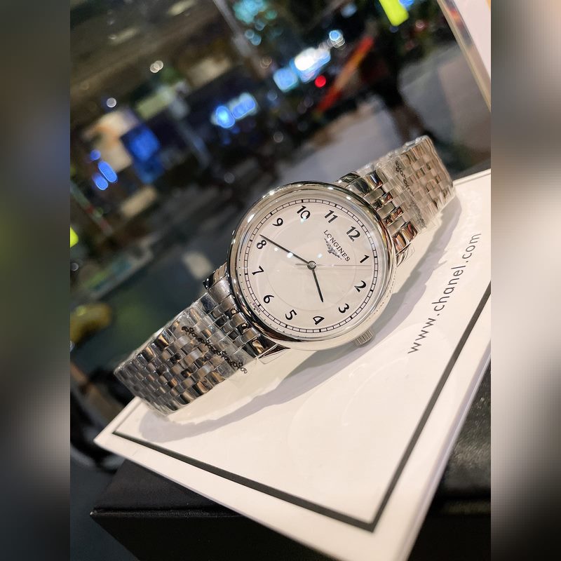 Longines Elegant Couple Replica Watch Vintage Charm with Delicate Details-4