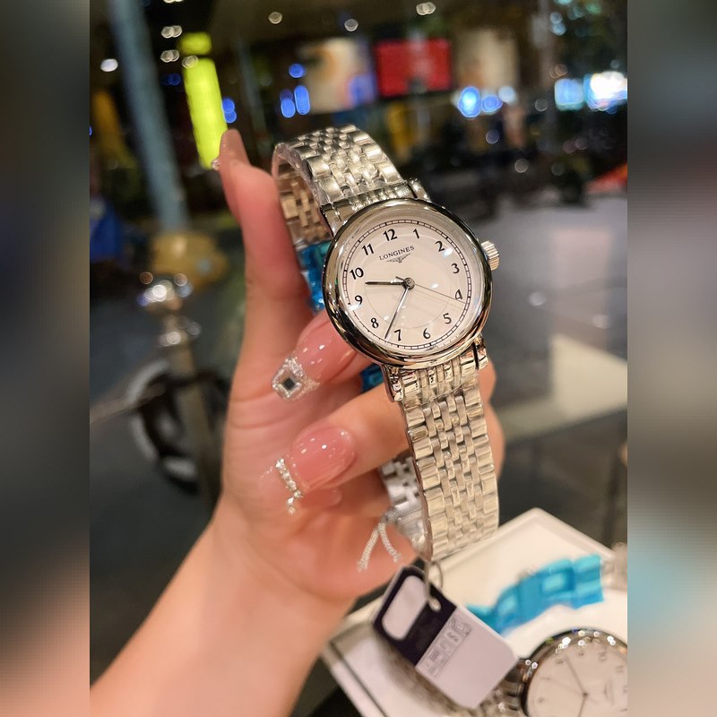 Longines Elegant Couple Replica Watch Vintage Charm with Delicate Details-5