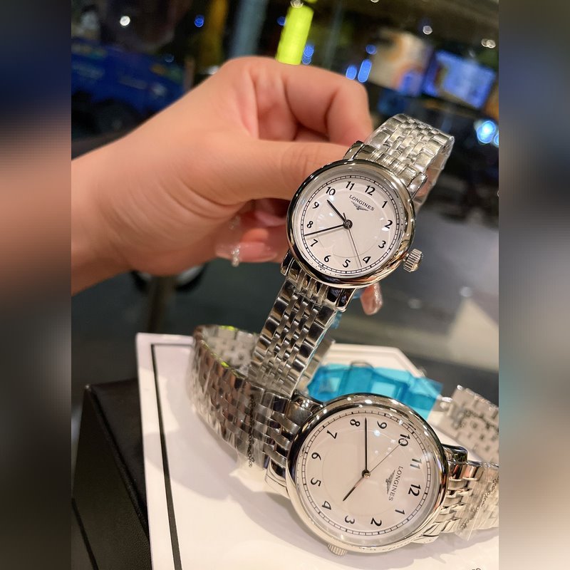 Longines Elegant Couple Replica Watch Vintage Charm with Delicate Details-7