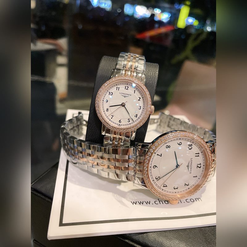 Longines Couple Replica Watch Elegant Vintage Design with Delicate Detailing-4