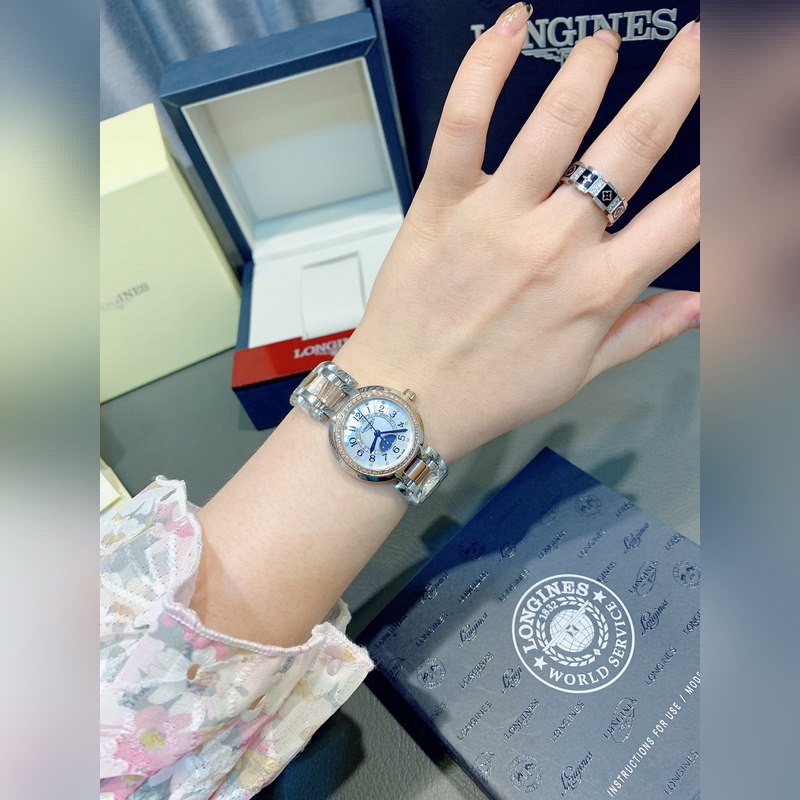 Longines Conquest Classic Quartz Replica Watch Exclusive Quality and Detail-4