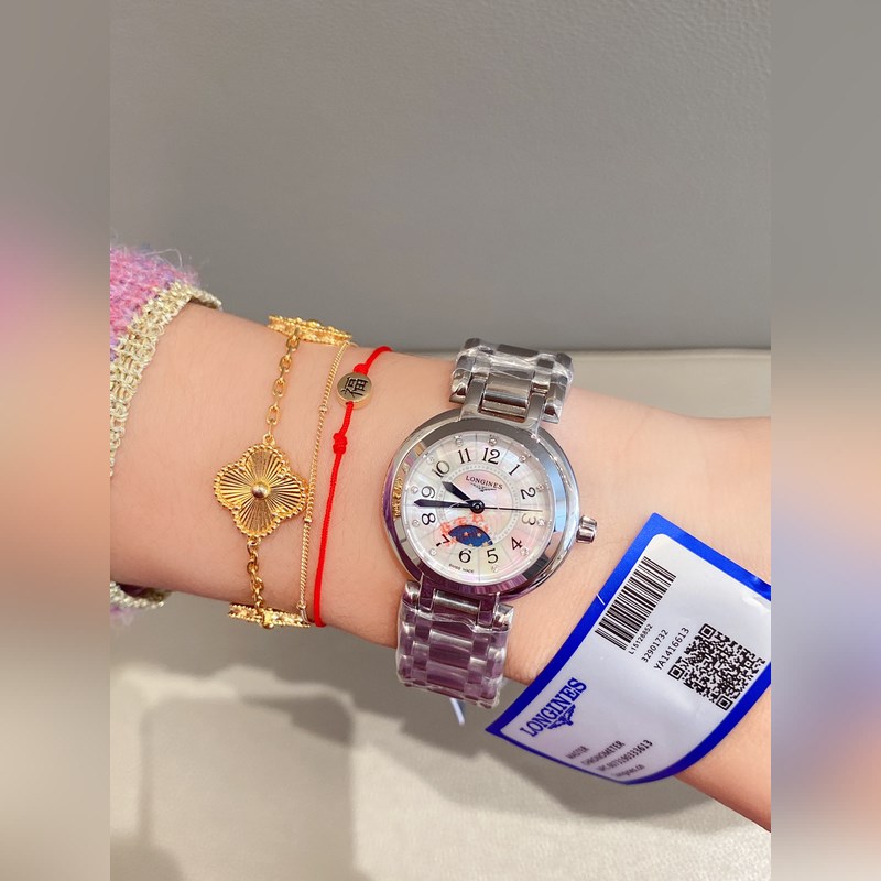 Longines Longines Conquest Quartz Replica Watch for Women Elegant and Minimalist Design-4