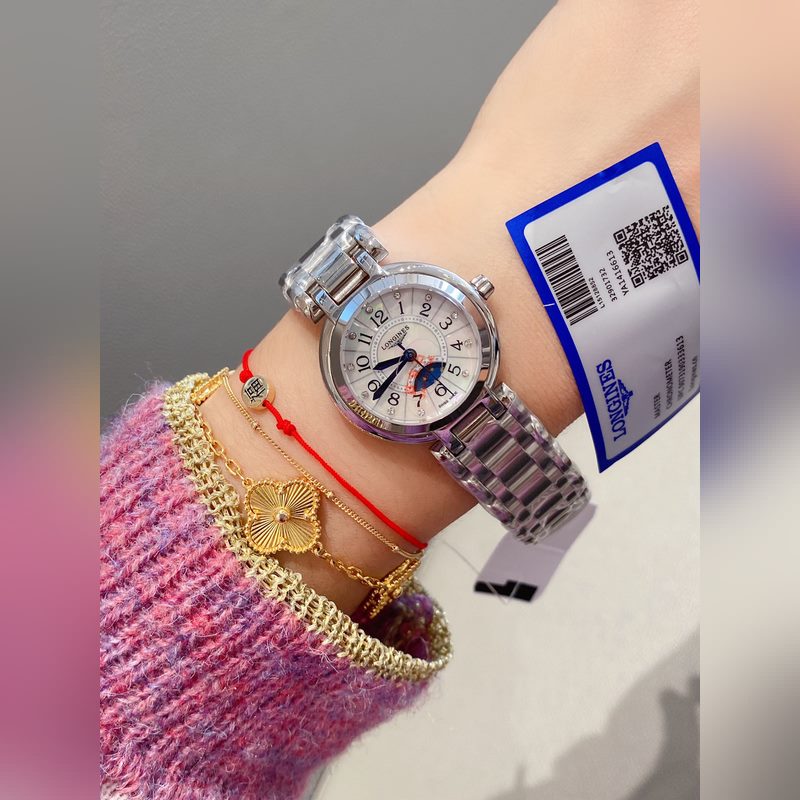 Longines Longines Conquest Quartz Replica Watch for Women Elegant and Minimalist Design-7