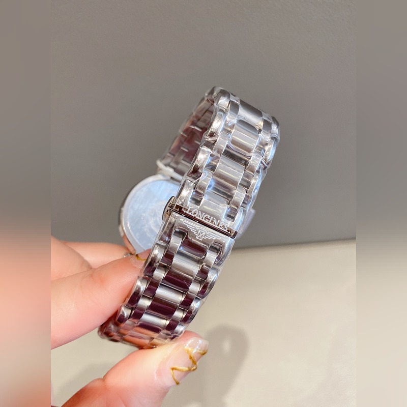 Longines Longines Conquest Quartz Replica Watch for Women Elegant and Minimalist Design-8