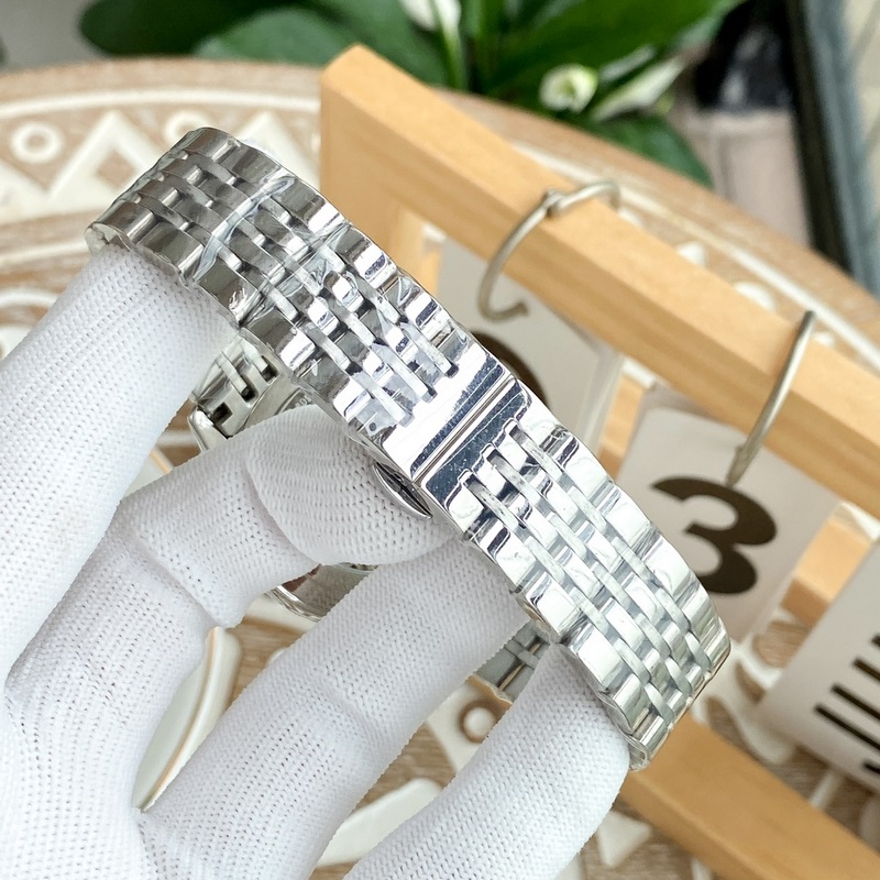 Longines Classic Men's Replica Watch Elegant Big Three Hands Design Exquisite Quality-7