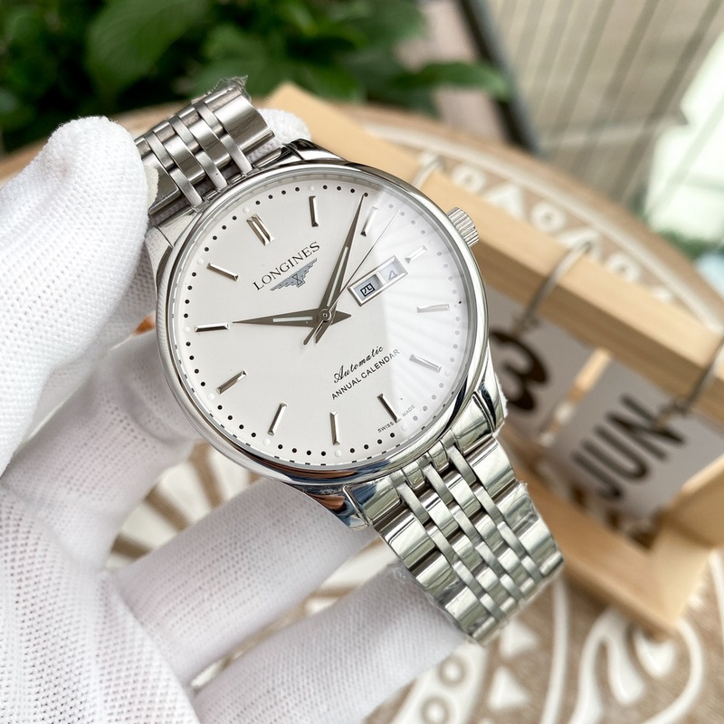 Longines Classic Men's Replica Watch Elegant Design Superior Quality Large Three Hands-3