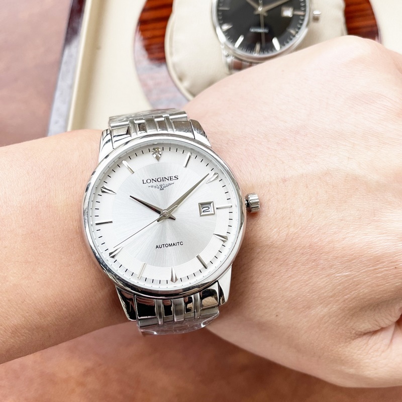 Longines Classic Men's Replica Watch Elegant Design Superior Quality -5