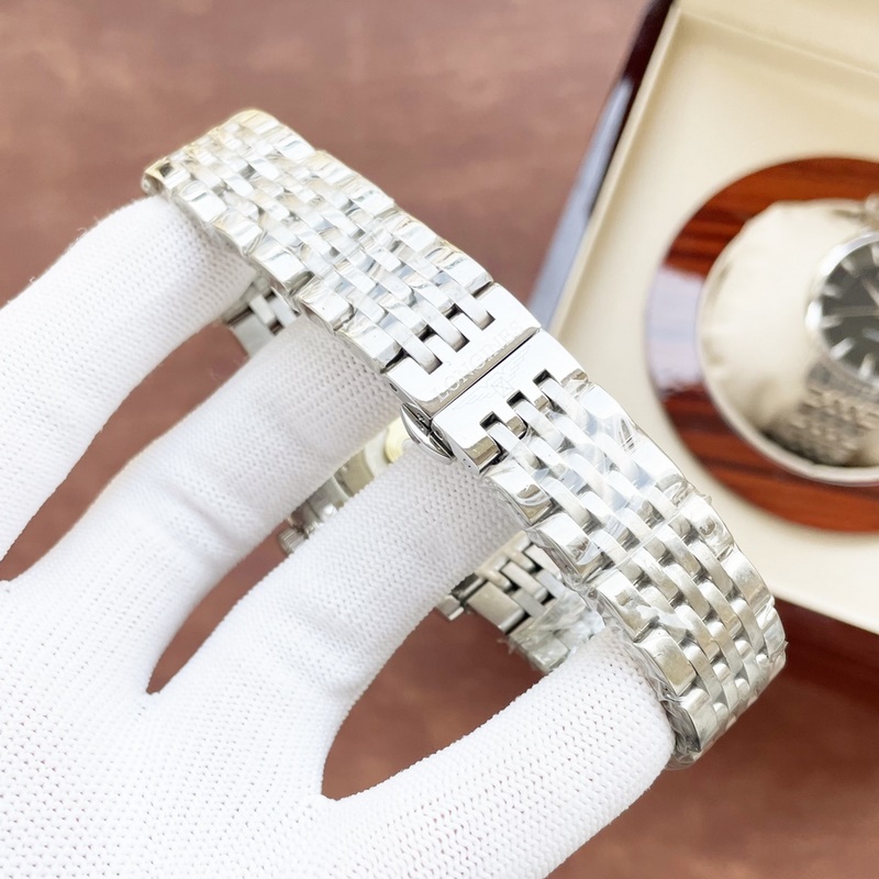 Longines Classic Men's Replica Watch Elegant Design Superior Quality-6