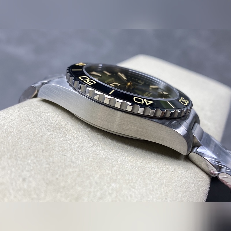 Longines Conquest Dive Replica Watch Perfect Replica Model with Core Features-4