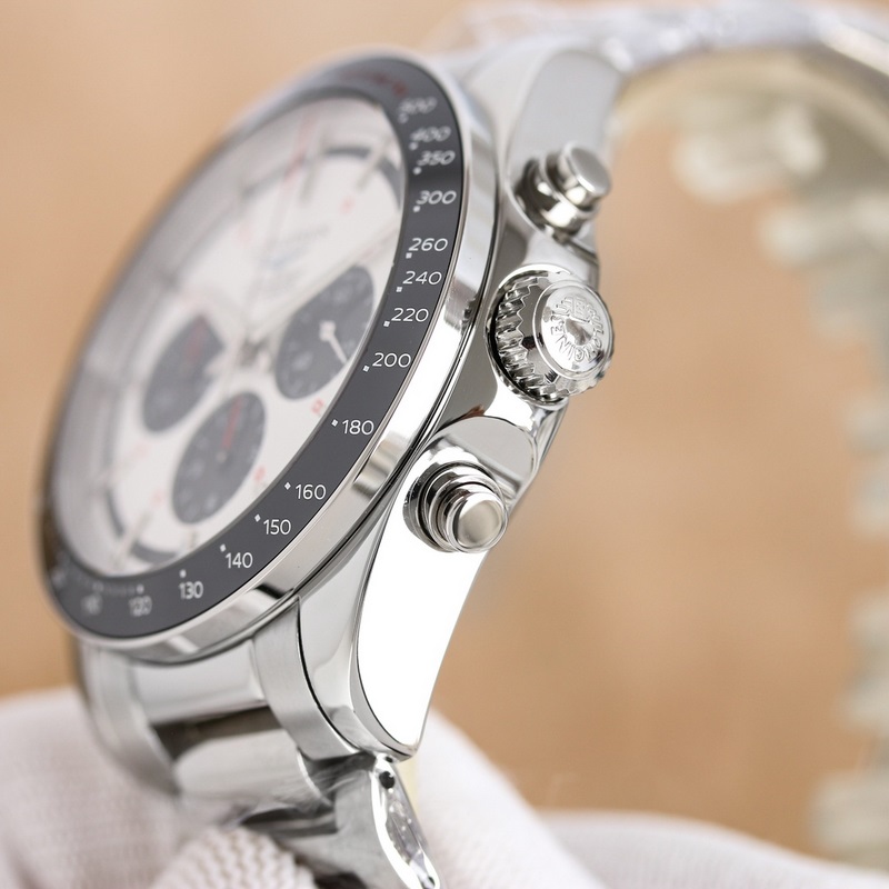 Longines Conquest Automatic Unique Design and Practical Features-6