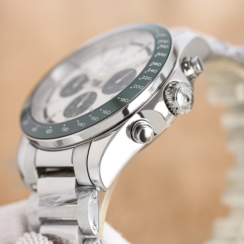 Longines Conquest Classic Unique Design&Practical Features-6