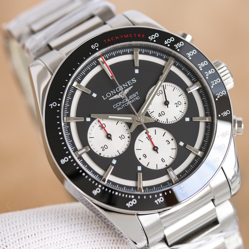 Longines Conquest Classic Unique Design and Practical Features-5