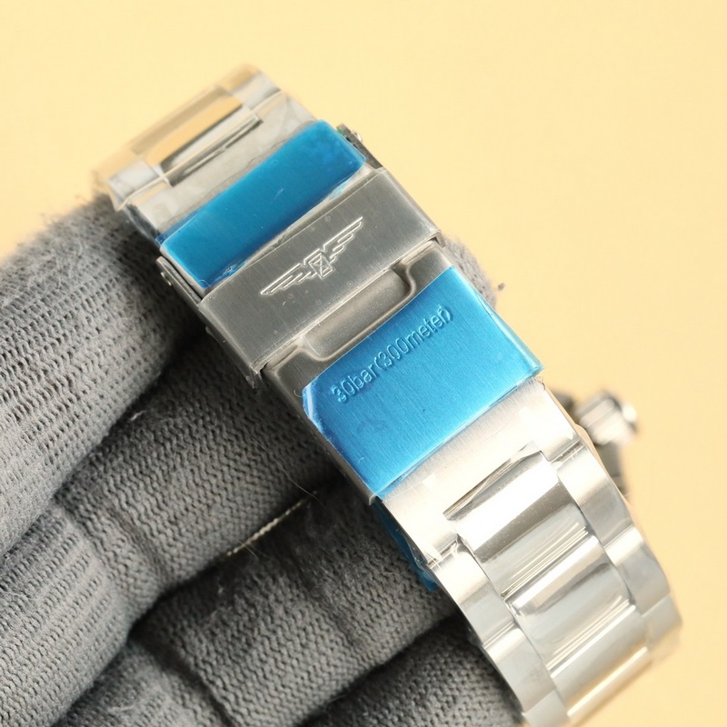 Longines Conquest Chronograph 2025 Stylish High-Quality Affordable Timepiece-8