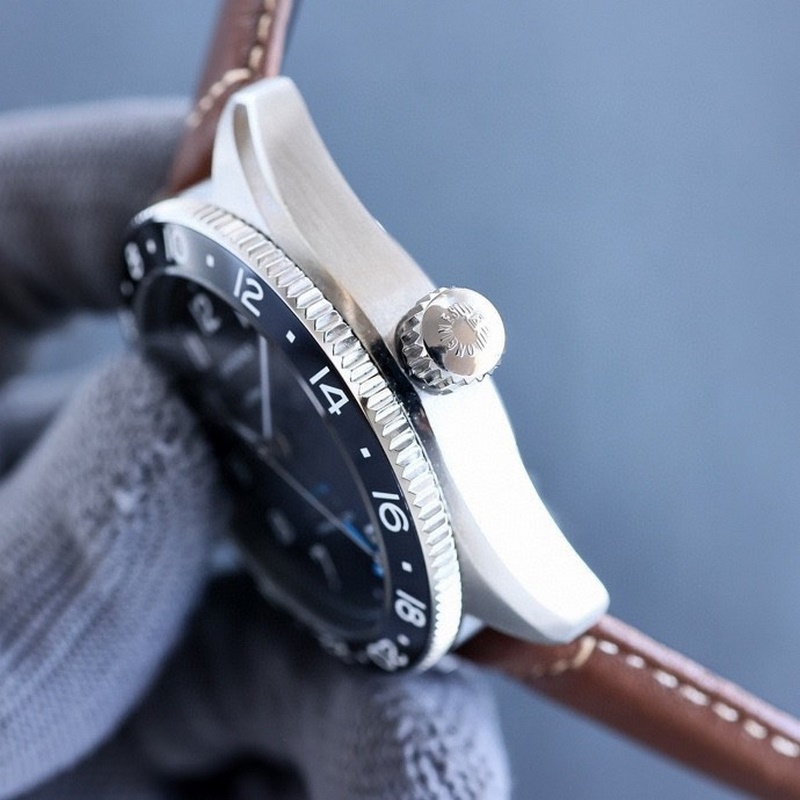 Longines Spirit Series New Monotone GMT Replica Watch with Premium Quality-5