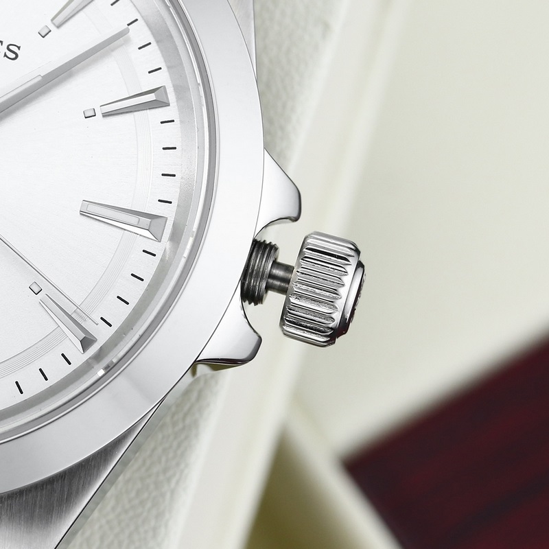 Longines Conquest Classic Series Powered by Japanese Seiko Movement-3