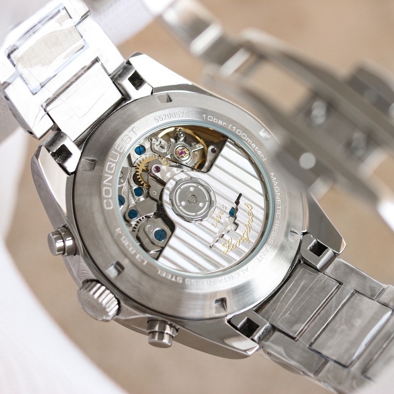 Longines Conquest V.H.P. Unique Design Practical Features Quality Craftsmanship-7