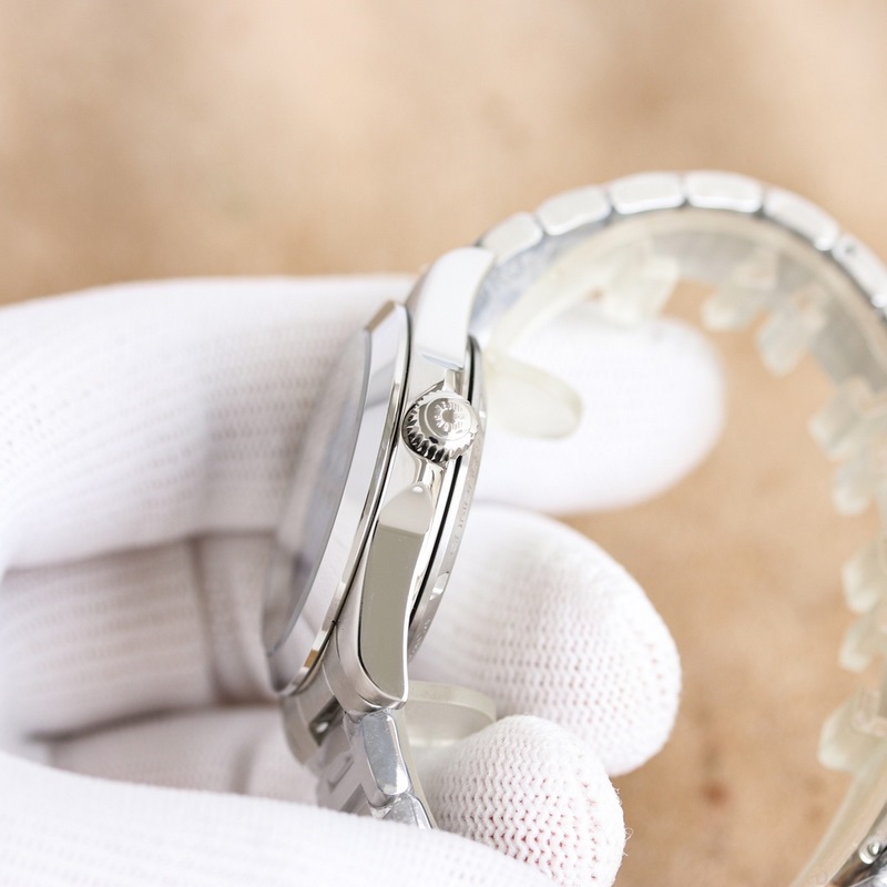 Longines Conquest Classic New Women's Best-seller with Unique Features-5