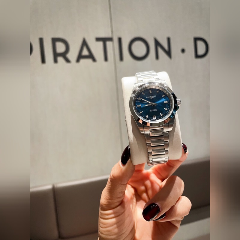 Longines Conquest V.H.P. 34mm Women's Replica Watch 316 Stainless Steel CNC Craftsmanship-2