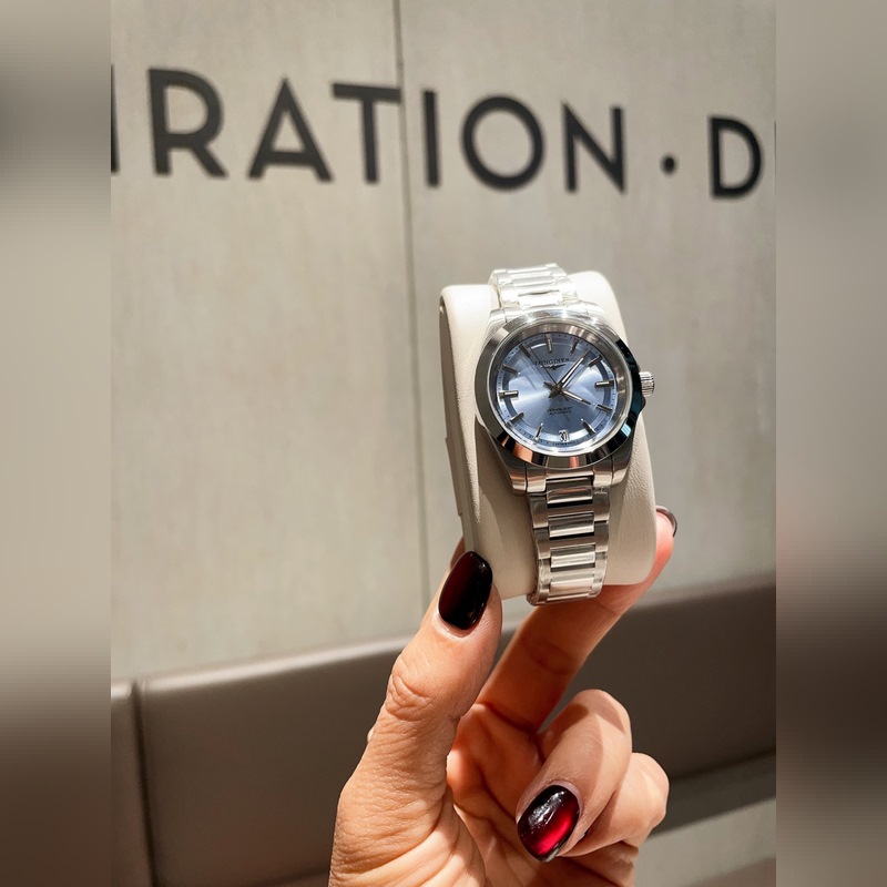 Longines Conquest V.H.P. 34mm Women's Replica Watch 316 Stainless Steel CNC Craftsmanship-3