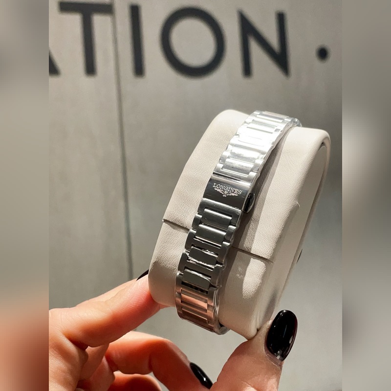 Longines Conquest V.H.P. 34mm Women's Replica Watch 316 Stainless Steel CNC Craftsmanship-7