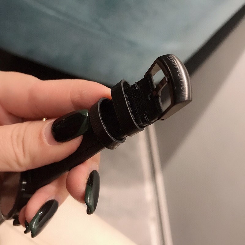 LV TAMBOUR SLIM Collection Luxurious Replica Watch with Premium Features-8