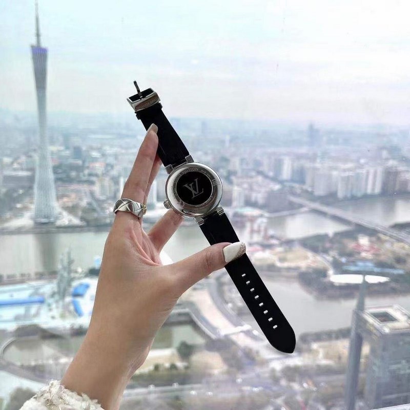 LV Louis Vuitton Tambour Horizon SmartReplica Watch Premium Quality Features-8