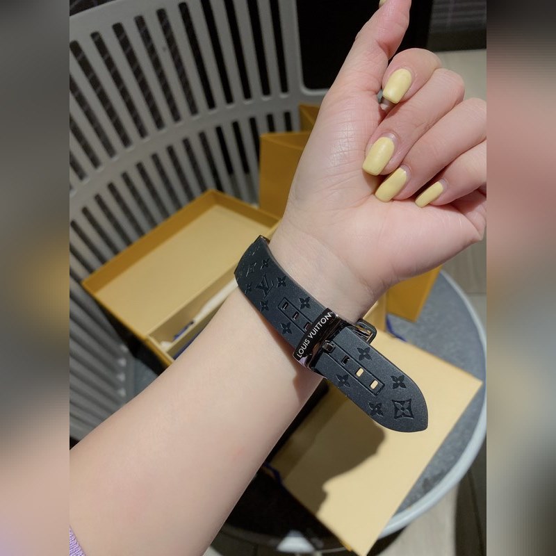 LV Louis Vuitton Tambour Horizon Smart Replica Watch Premium Quality Tech Timepiece-7