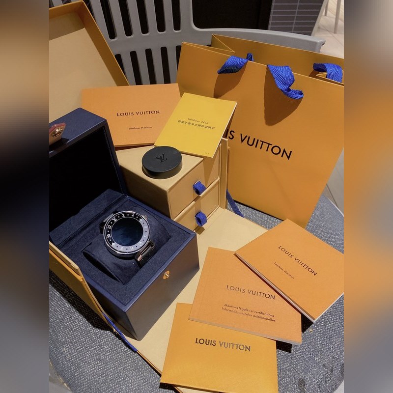 LV Louis Vuitton Tambour Horizon SmartReplica Watch Premium Quality Elite Features-2