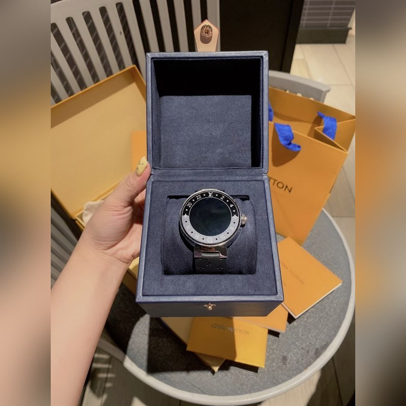 LV Louis Vuitton Tambour Horizon SmartReplica Watch Premium Quality Elite Features-3
