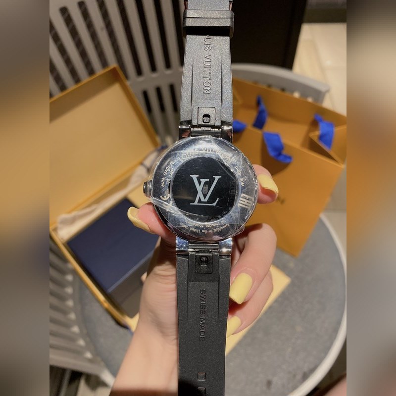 LV Tambour Horizon SmartReplica Watch Luxury Features Premium Quality-4