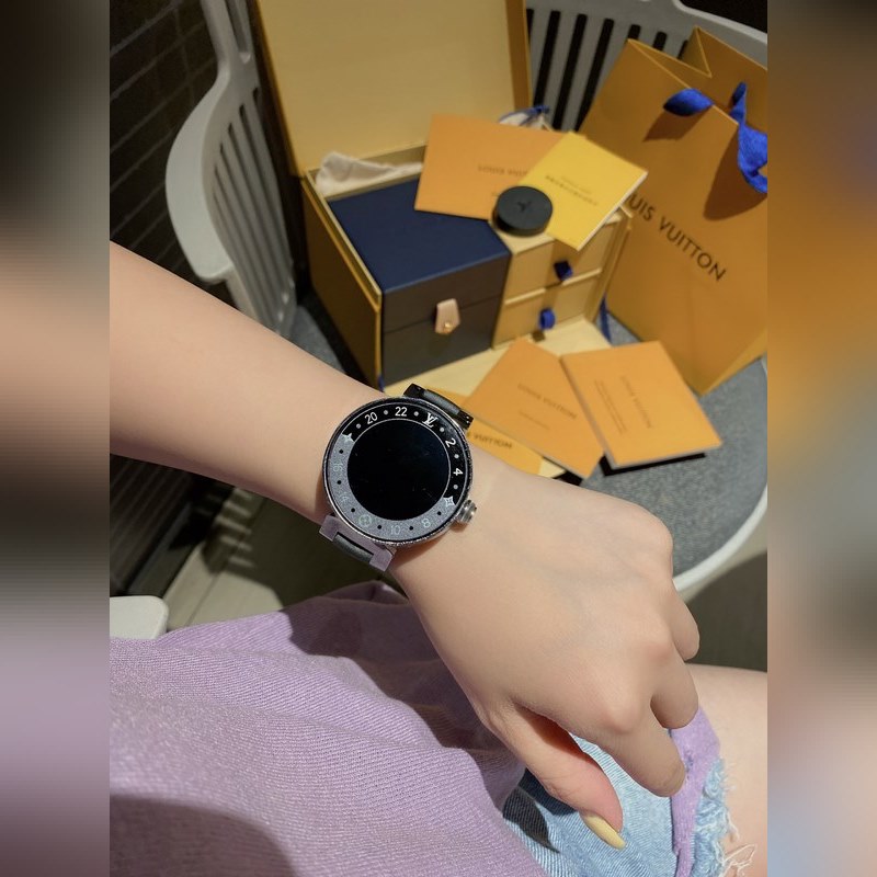 LV Tambour Horizon SmartReplica Watch Luxury Features Premium Quality-6