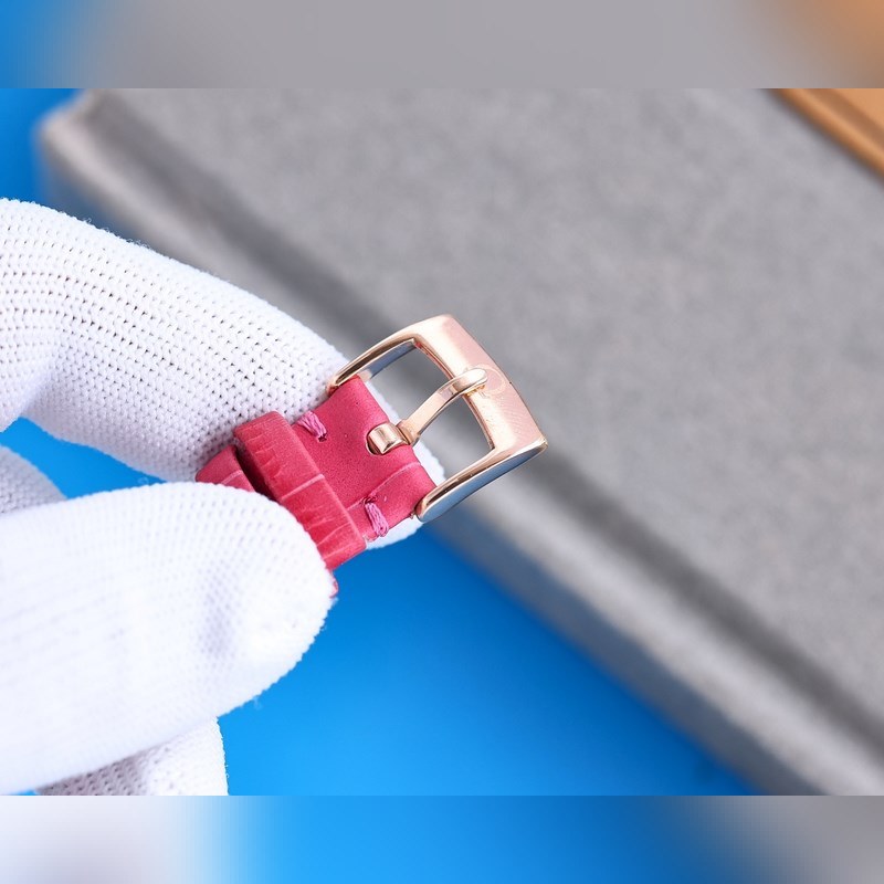 OMEGA De Ville Prestige Mechanical Replica Watch for Women-8