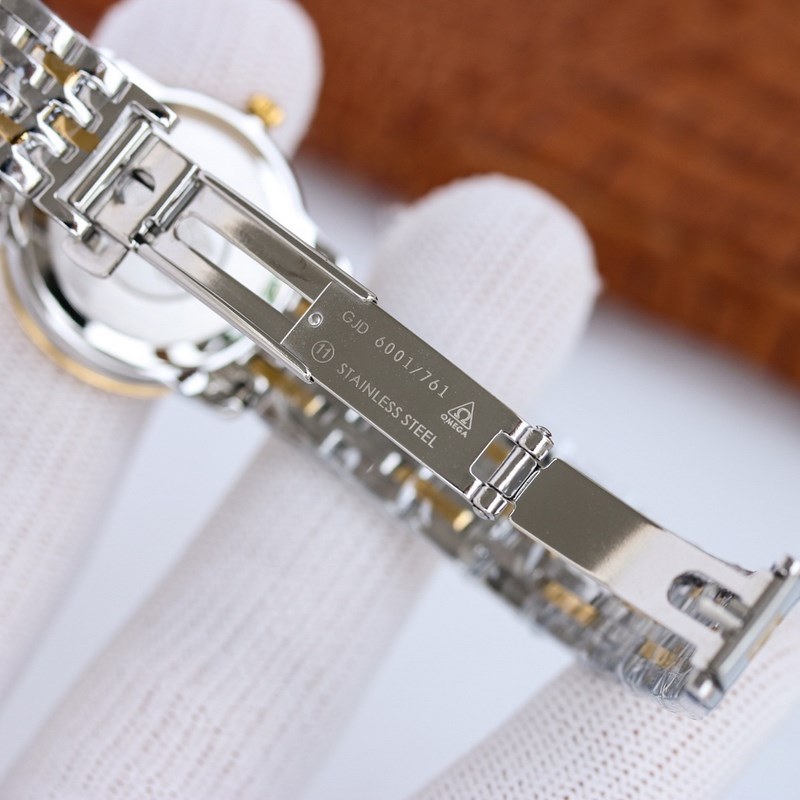 Omega De Ville Butterfly Ladies Replica Watch 27.4mm Elegant Design-7