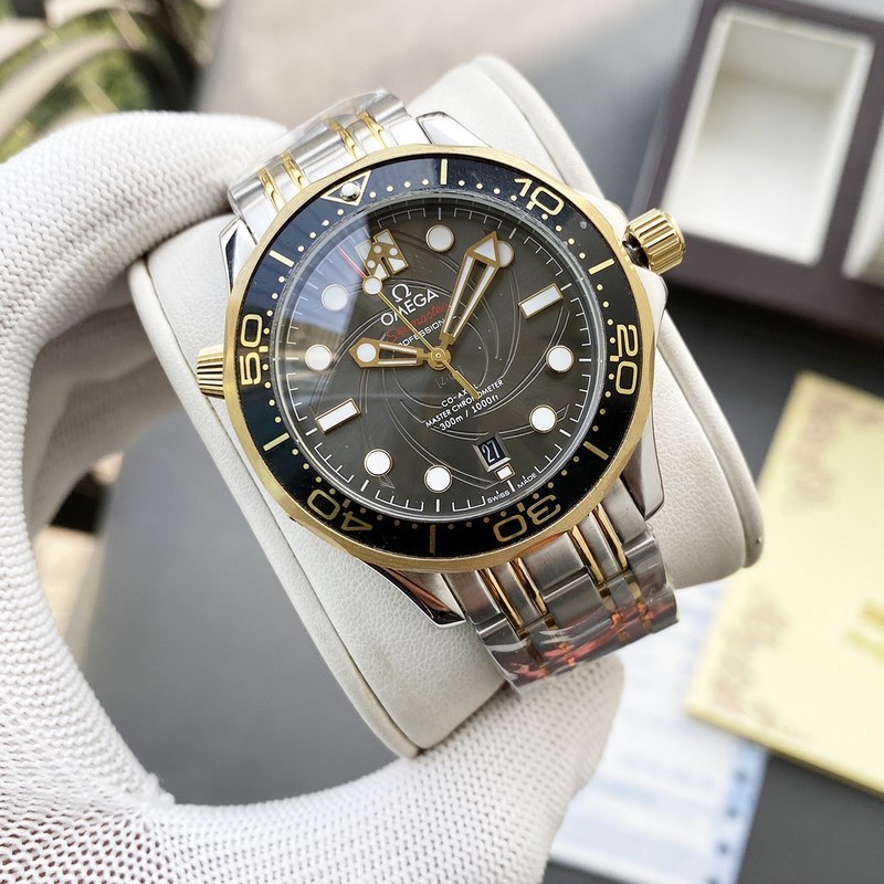 Omega Seamaster 300M Dive Replica Watch Premium Quality 300m Water Resistance-5