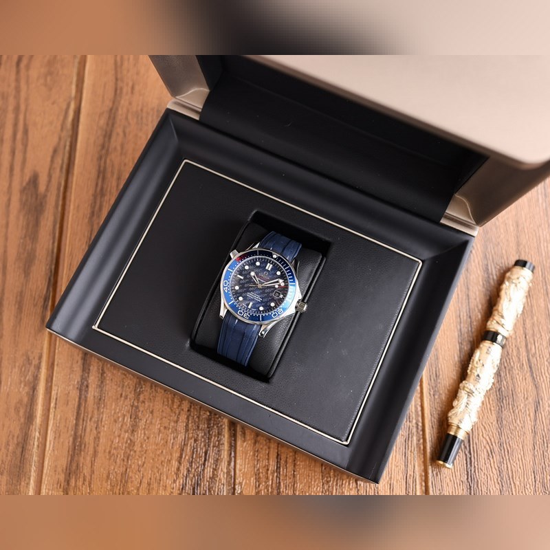 OMEGA Seamaster 300m 50th Anniversary Edition-5