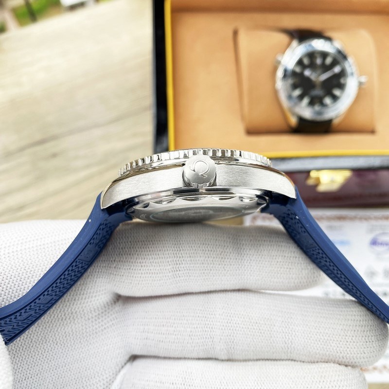 Omega Seamaster 600m Diver's 24-Hour Four-Needle Replica Watch-6