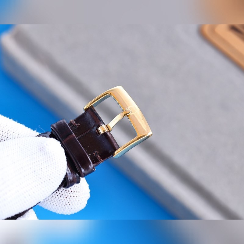 OMEGA Constellation Moonphase Men's Replica Watch New Complex Multifunctional Timepiece-8