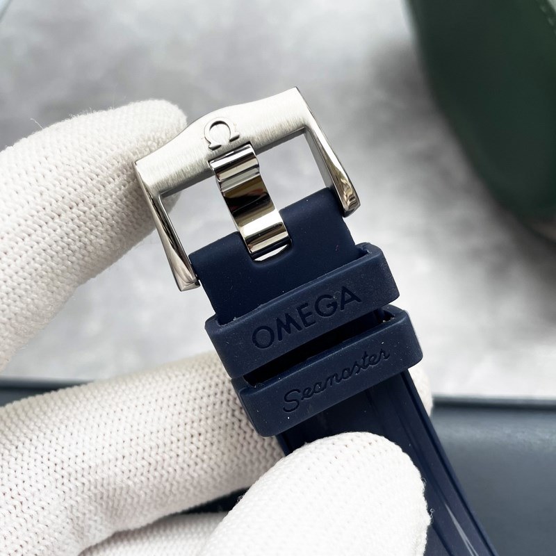 OMEGA Seamaster 50th Anniversary 300m Limited Edition-8