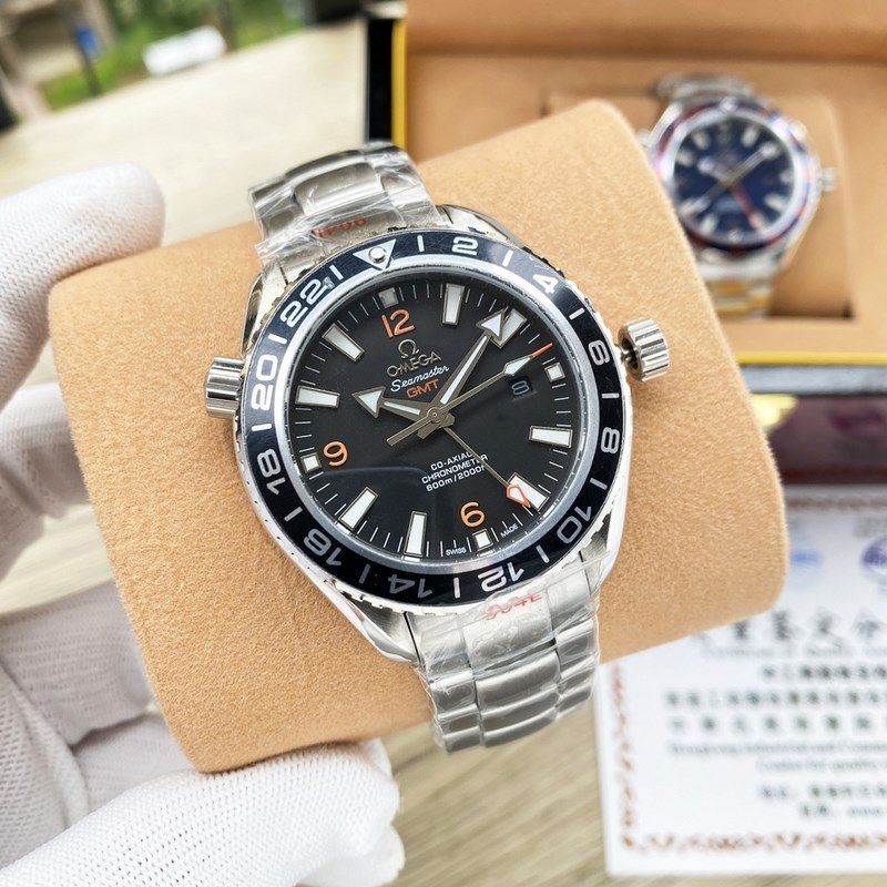 Omega Seamaster 600m Diver's 24-Hour Chronograph-5