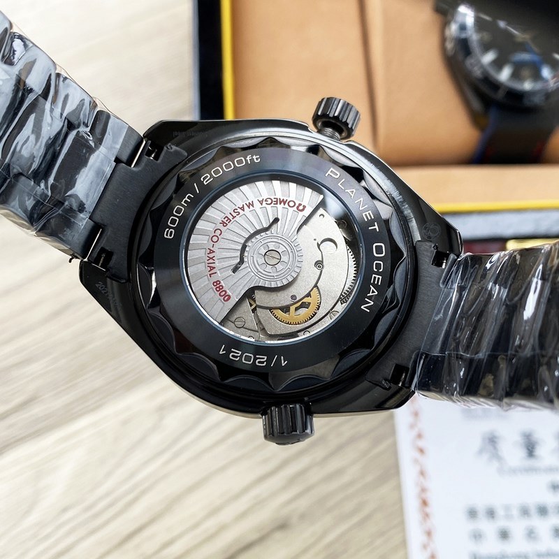 Omega Seamaster 600m Dive Series Four-Hand 24-Hour Movement-7