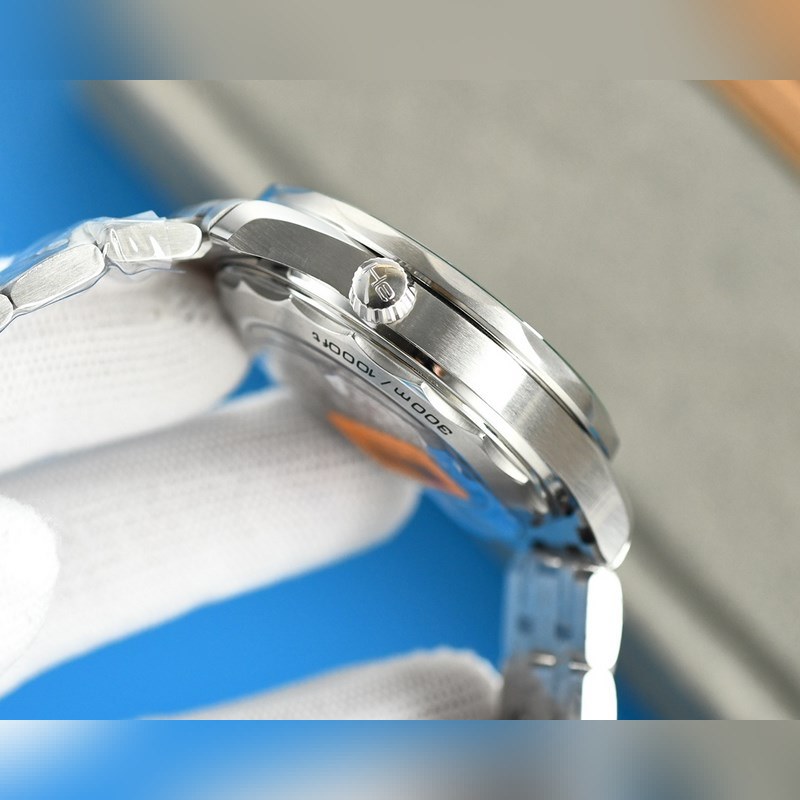 Omega New Green Seamaster Premium Quality Timepiece-4