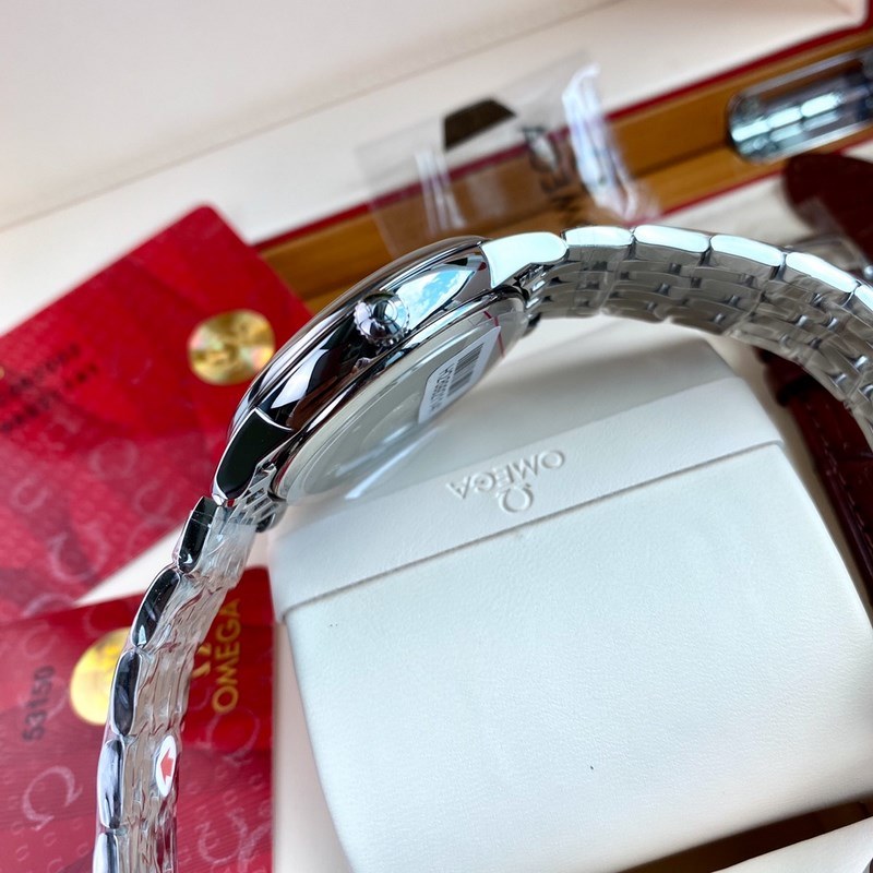 Omega De Ville Butterfly Series Men's Replica Watch 39.5mm Elegant Business Style-6